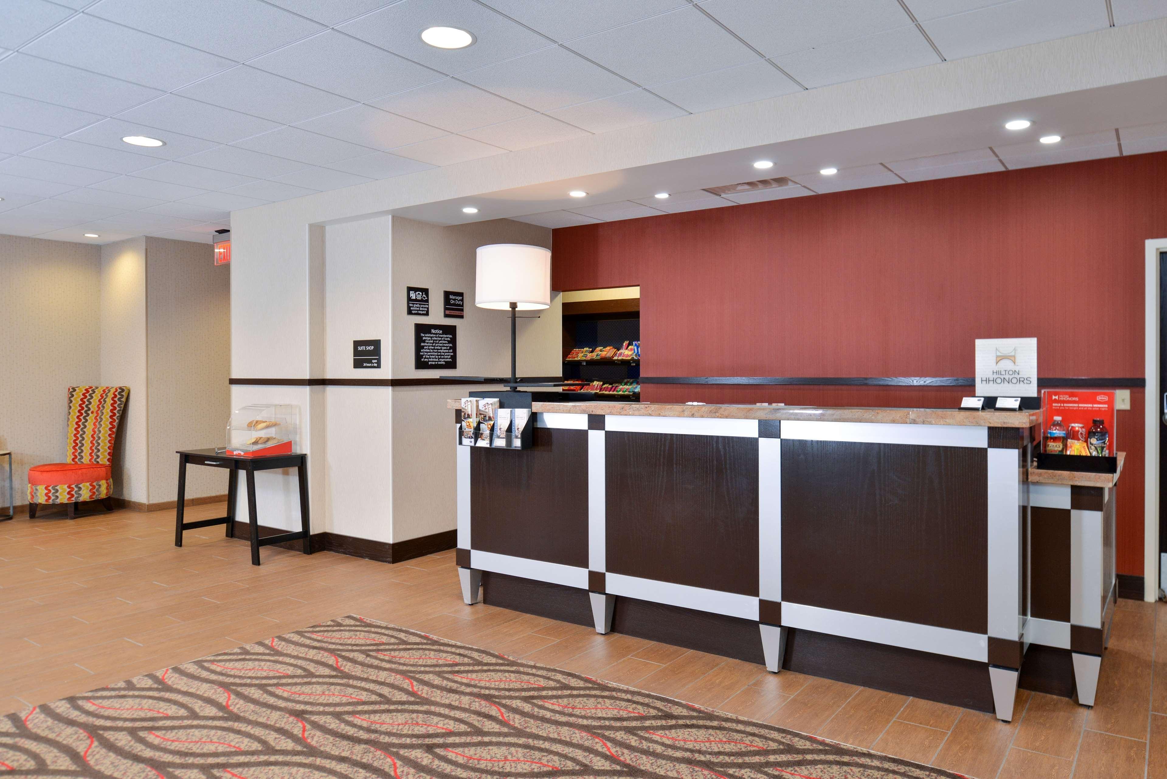 Hampton Inn & Suites California University-Pittsburgh Coal Center Exterior foto